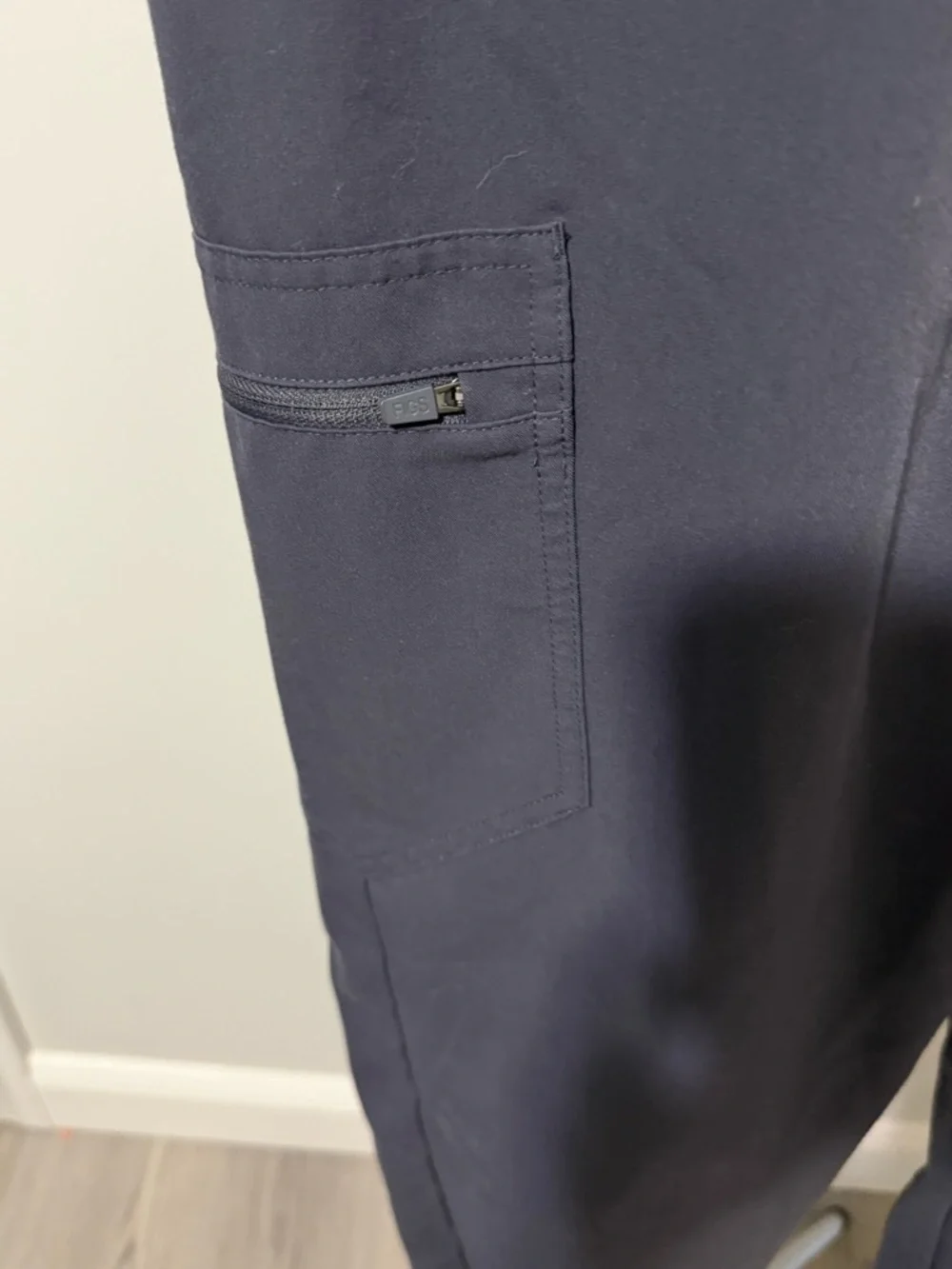 Figs Men's Charcoal Joggers with Red Drawstring
